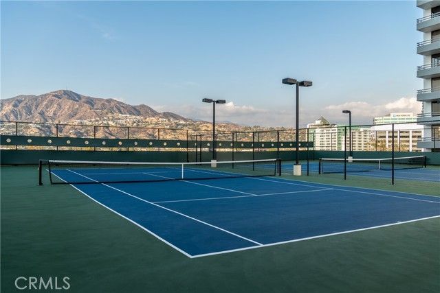 345 Pioneer 502, Glendale, CA 91203