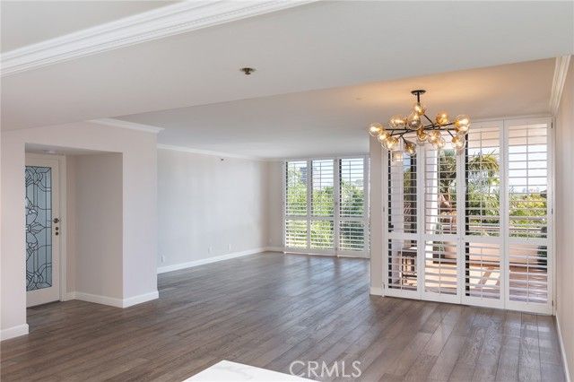 345 Pioneer 502, Glendale, CA 91203