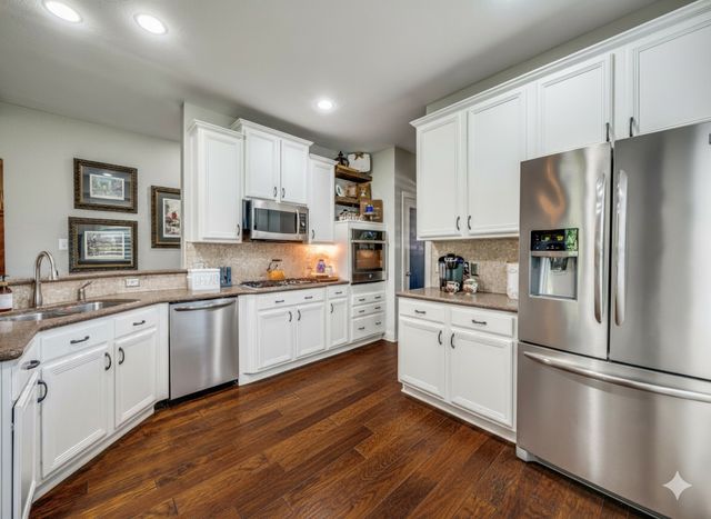 1529 Hackett Creek Drive, Mckinney, TX 75072