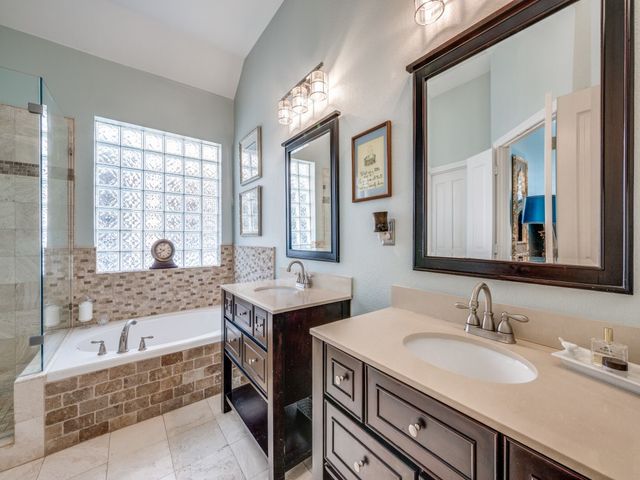 1529 Hackett Creek Drive, Mckinney, TX 75072