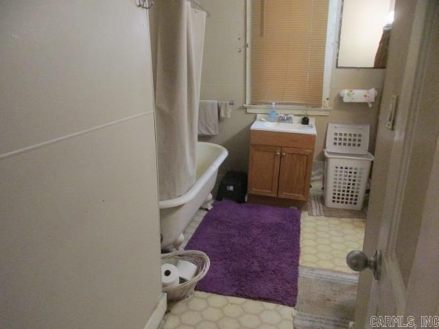 1608 S Oak Street, Pine Bluff, AR 71603