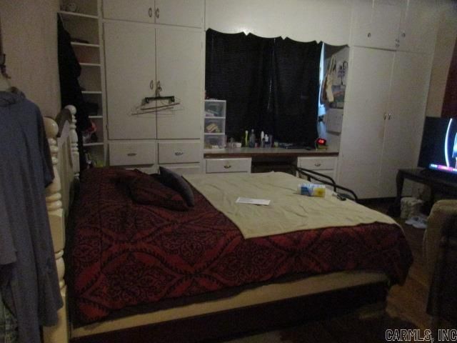 1608 S Oak Street, Pine Bluff, AR 71603