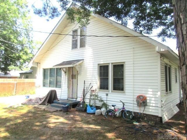 1608 S Oak Street, Pine Bluff, AR 71603