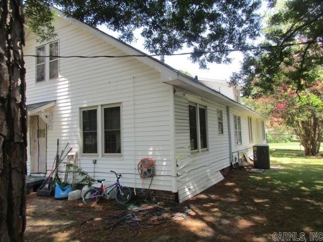 1608 S Oak Street, Pine Bluff, AR 71603