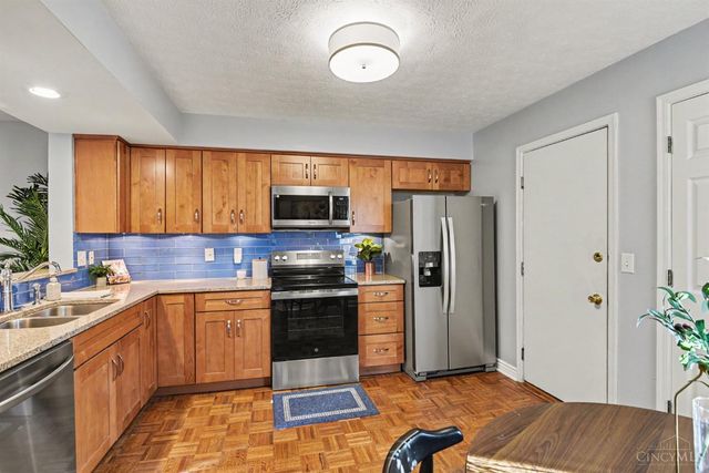 5564 Oliver Court, Sharonville, OH 45241