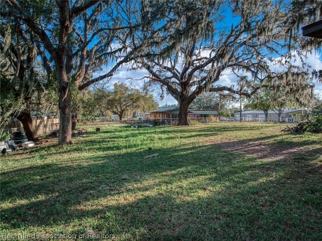 3515 Kenilworth Boulevard, Sebring, FL 33870