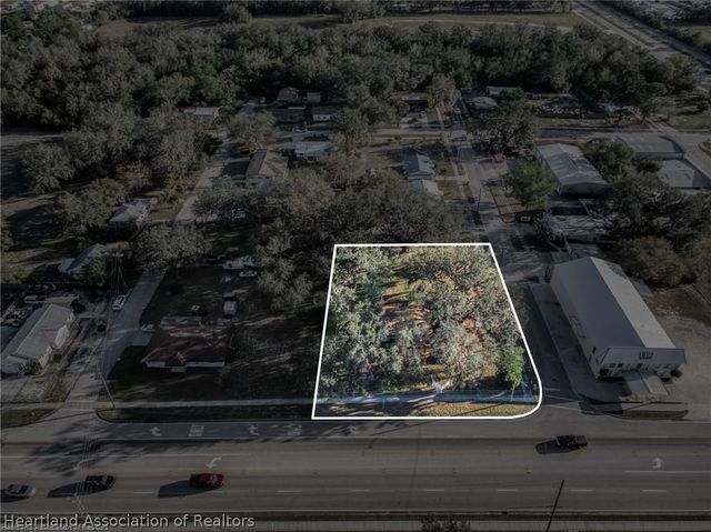 3515 Kenilworth Boulevard, Sebring, FL 33870