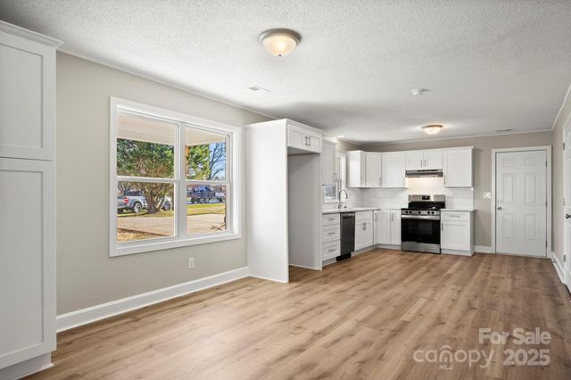 1421 N Post Road, Shelby, NC 28150