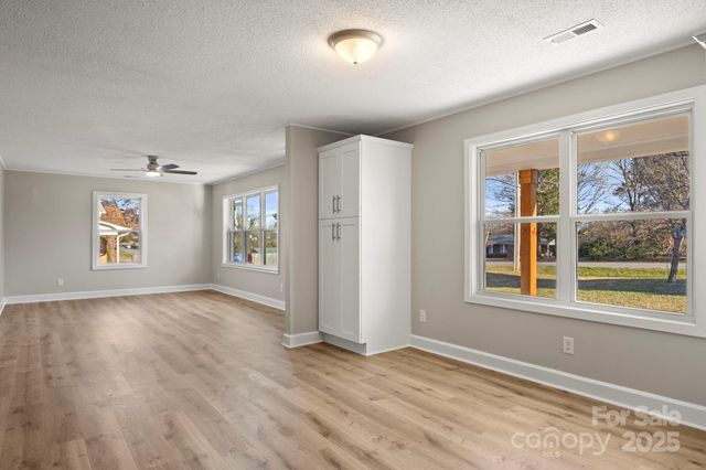 1421 N Post Road, Shelby, NC 28150