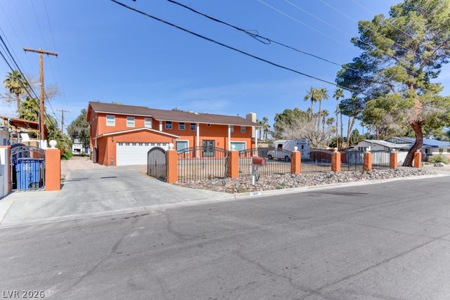 1818 Waldman Avenue, Las Vegas, NV 89102