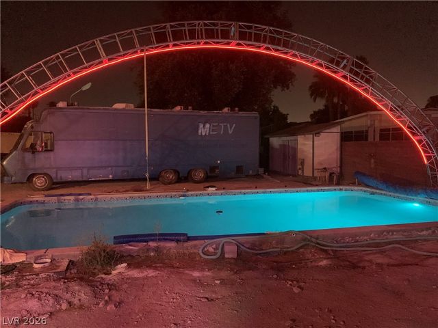 1818 Waldman Avenue, Las Vegas, NV 89102