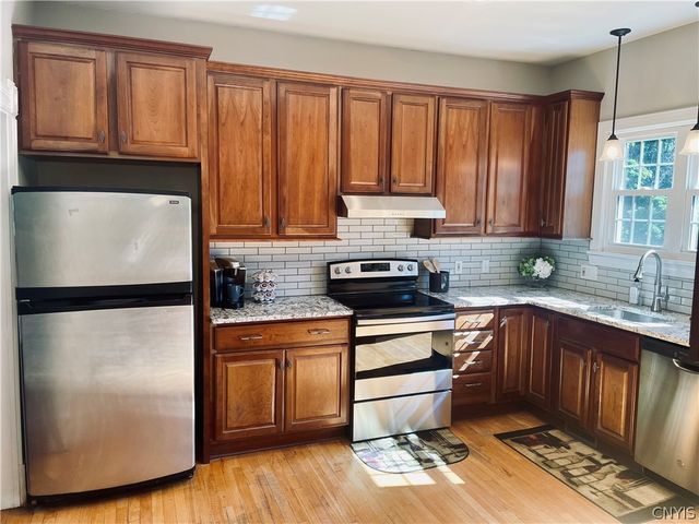 1061 Lancaster Avenue, Syracuse, NY 13210