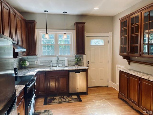 1061 Lancaster Avenue, Syracuse, NY 13210