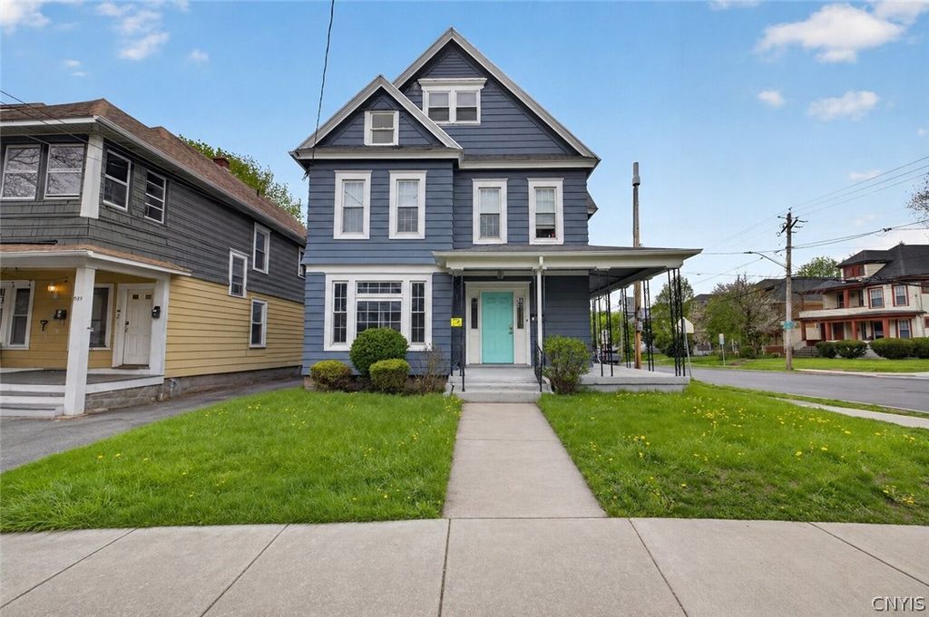 1061 Lancaster Avenue, Syracuse, NY 13210