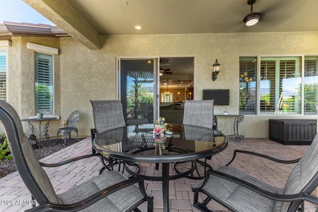 27016 W MOHAWK Lane, Buckeye, AZ 85396