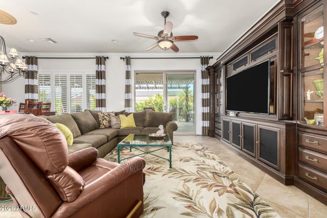 27016 W MOHAWK Lane, Buckeye, AZ 85396