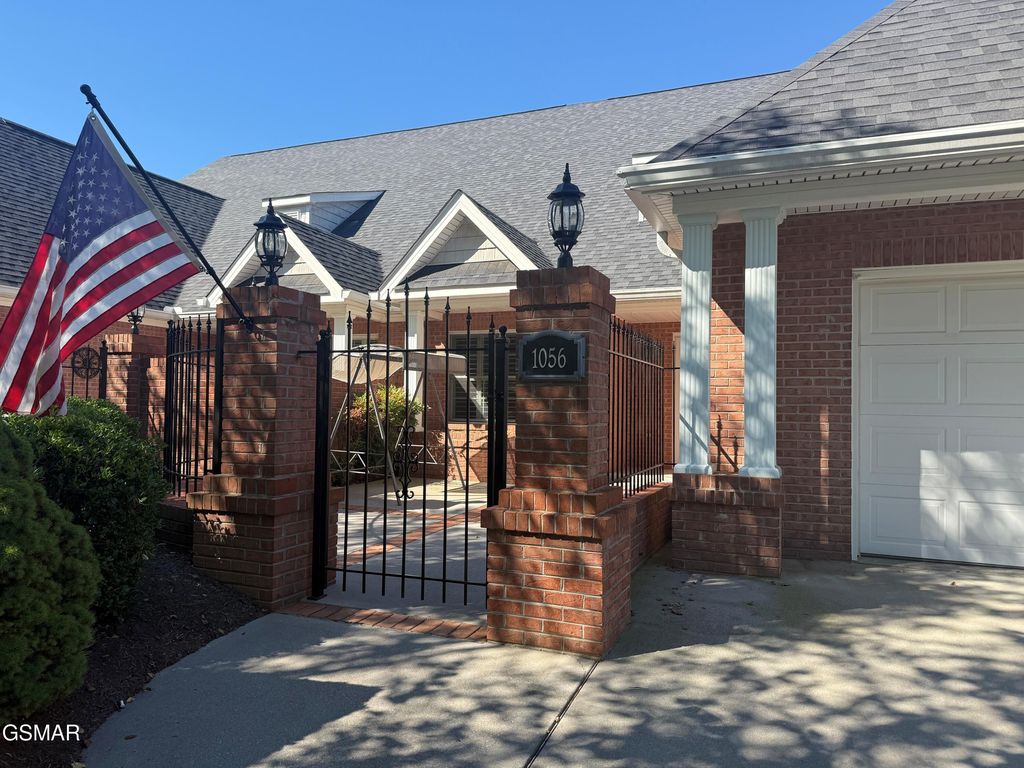 1056 Fine Glen Drive Drive, Sevierville, TN 37862