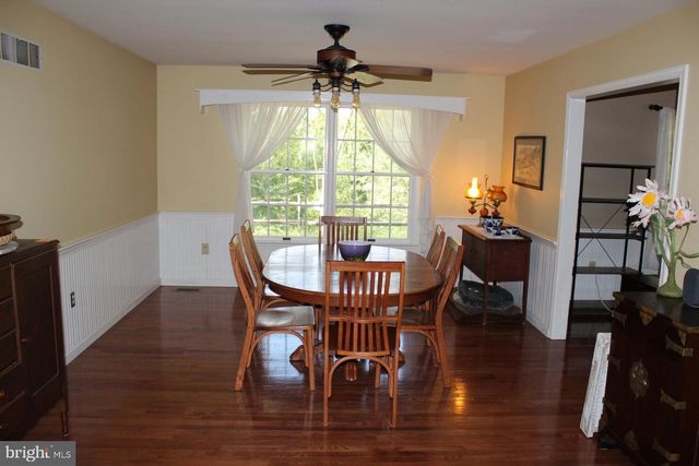 250 INDIAN LN, Boyertown, PA 19512