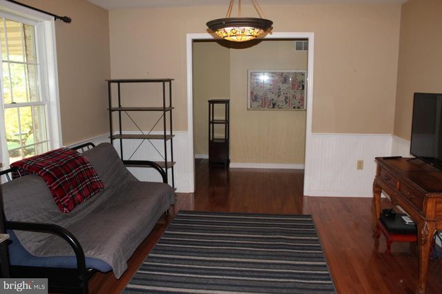 250 INDIAN LN, Boyertown, PA 19512