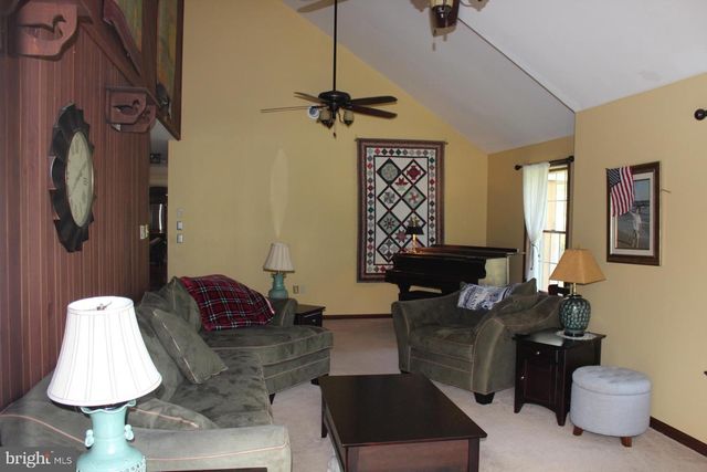 250 INDIAN LN, Boyertown, PA 19512