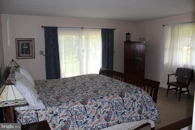 250 INDIAN LN, Boyertown, PA 19512