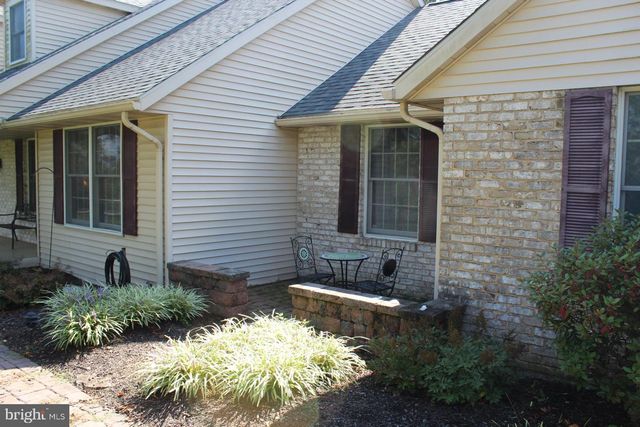 250 INDIAN LN, Boyertown, PA 19512
