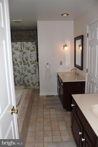 250 INDIAN LN, Boyertown, PA 19512