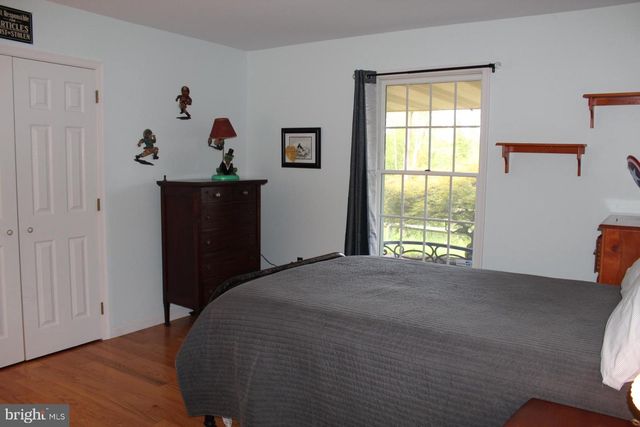 250 INDIAN LN, Boyertown, PA 19512