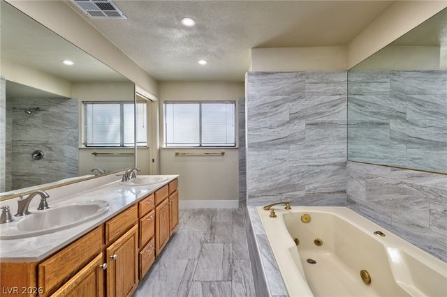 1751 RENO Avenue 234, Las Vegas, NV 89119