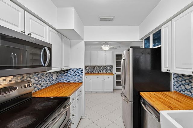 905 PATRICIA AVENUE, Dunedin, FL 34698