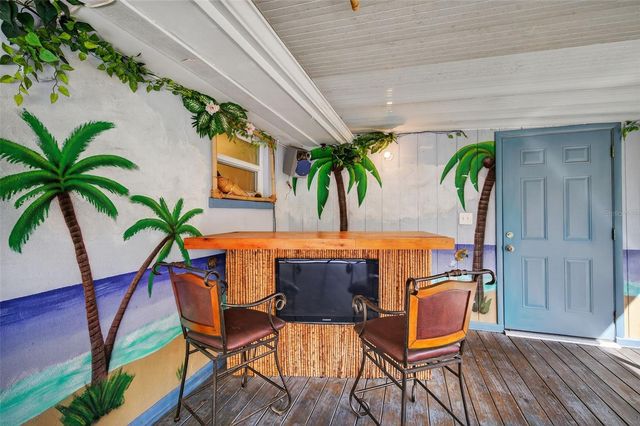 905 PATRICIA AVENUE, Dunedin, FL 34698