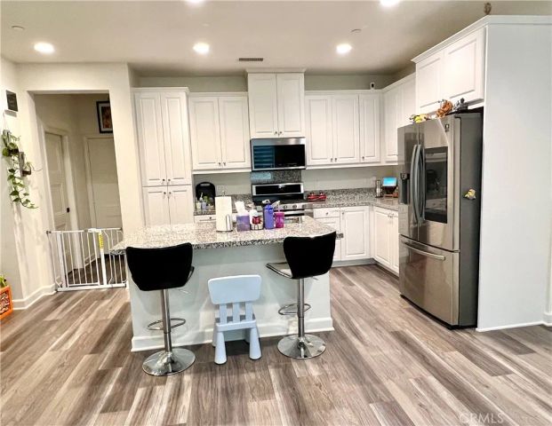 3611 E Moonlight Street 34, Ontario, CA 91761