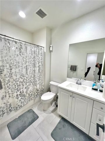 3611 E Moonlight Street 34, Ontario, CA 91761