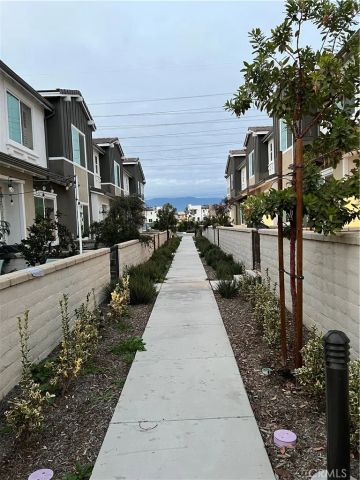 3611 E Moonlight Street 34, Ontario, CA 91761