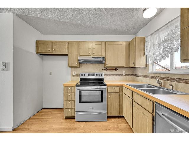 3314 W 27th Street Ln, Greeley, CO 80634