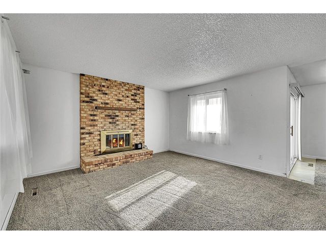 3314 W 27th Street Ln, Greeley, CO 80634