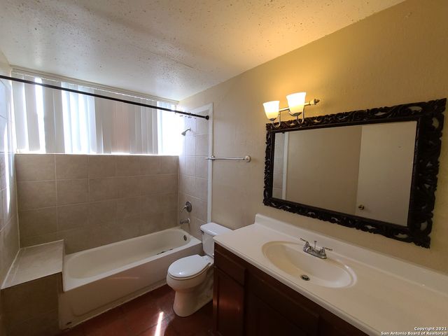 1315 E Mulberry Ave Apt 18, San Antonio, TX 78209