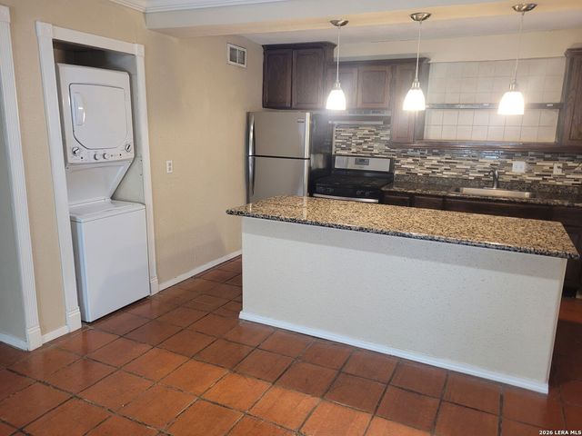 1315 E Mulberry Ave Apt 18, San Antonio, TX 78209