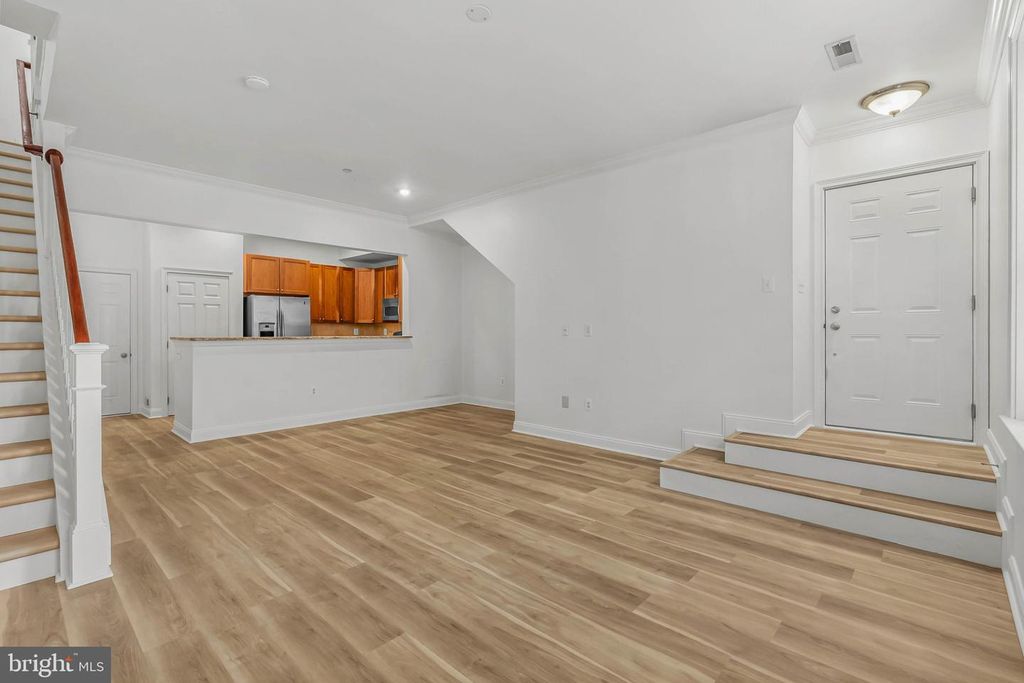 202 CAPTAINS WAY, PHILADELPHIA, PA 19146 — photo 4