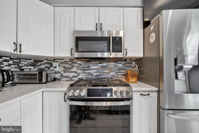 3818 EARLY GLOW LN, Bowie, MD 20716