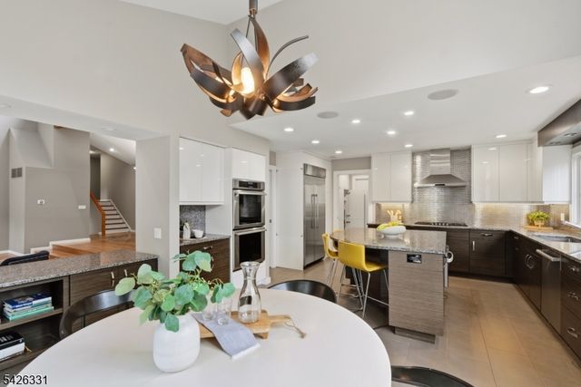 2 Exeter Ln, Morris Twp., NJ 07960