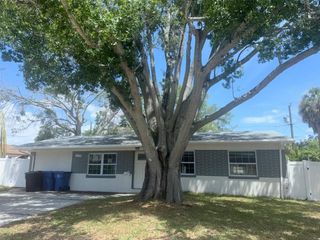 1779 SHORE ACRES BOULEVARD NE, St Petersburg, FL 33703