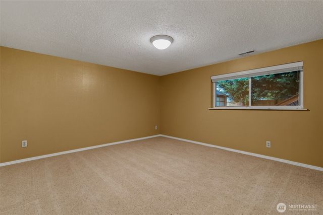 2207 Bremerton Avenue NE, Renton, WA 98059