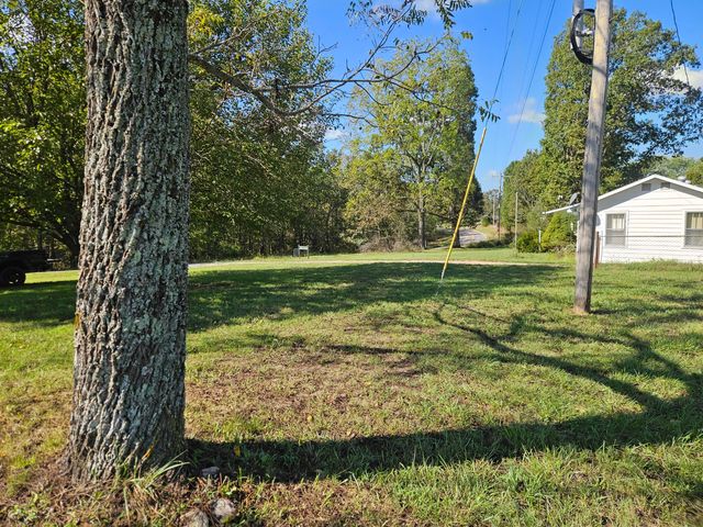 20093 West St Highway 76, Ava, MO 65608