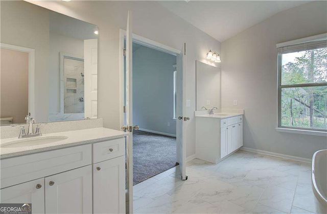 160 Cooper Cove W, Fayetteville, GA 30215