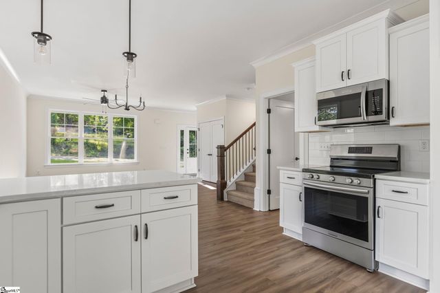 10 N Azalea Street, Liberty, SC 29657