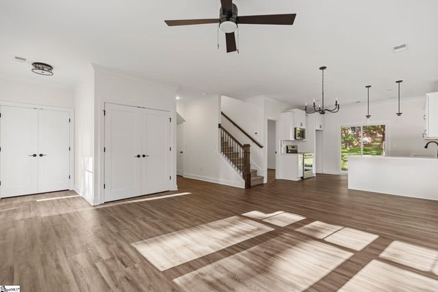 10 N Azalea Street, Liberty, SC 29657