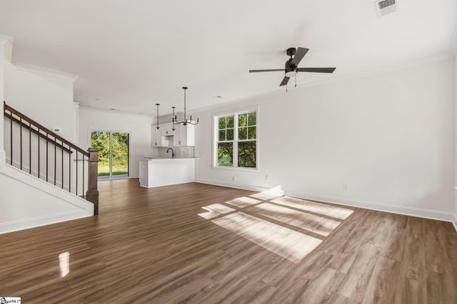 10 N Azalea Street, Liberty, SC 29657