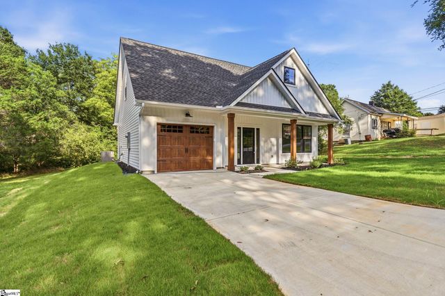 10 N Azalea Street, Liberty, SC 29657