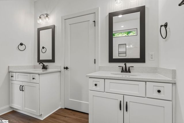 10 N Azalea Street, Liberty, SC 29657